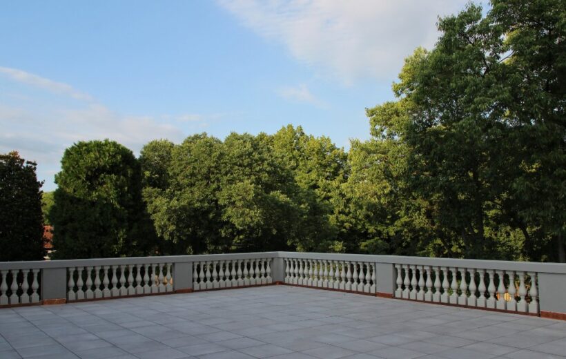 Apartament with Balcony